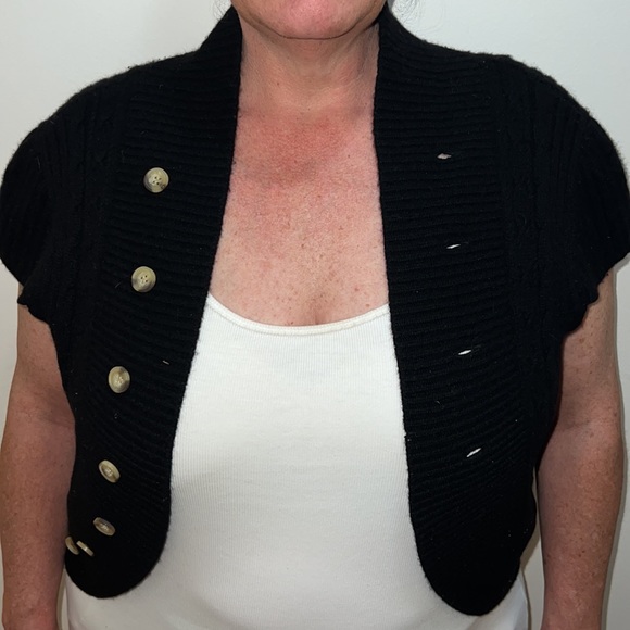 Pure Cashmere shrug - Picture 7 of 7